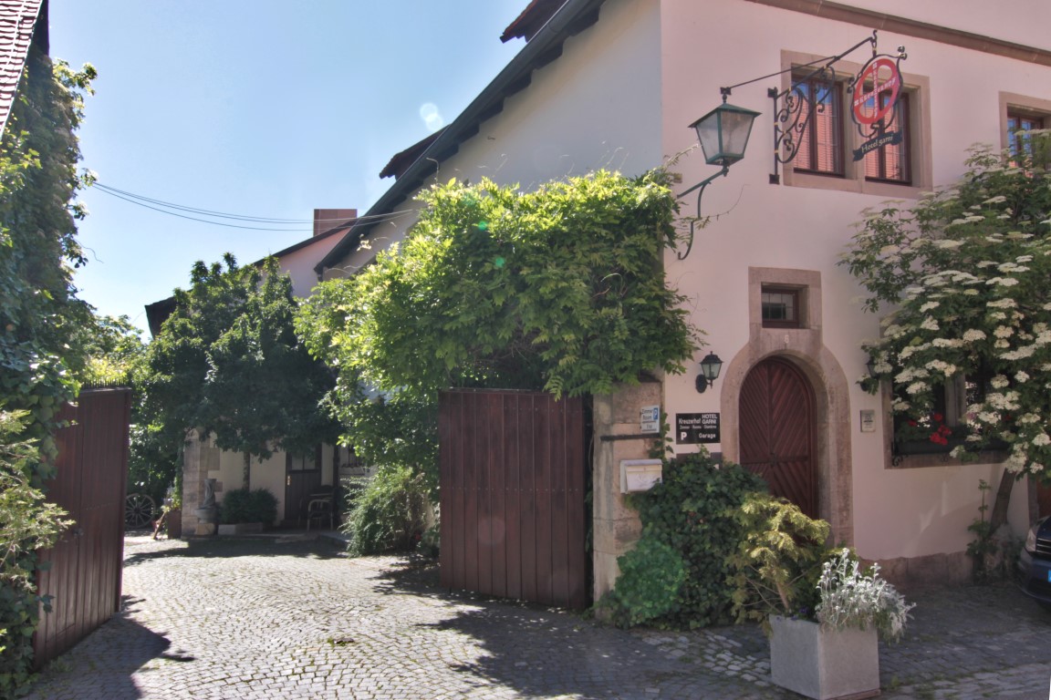 Au&szlig;enansicht Kreuzerhof